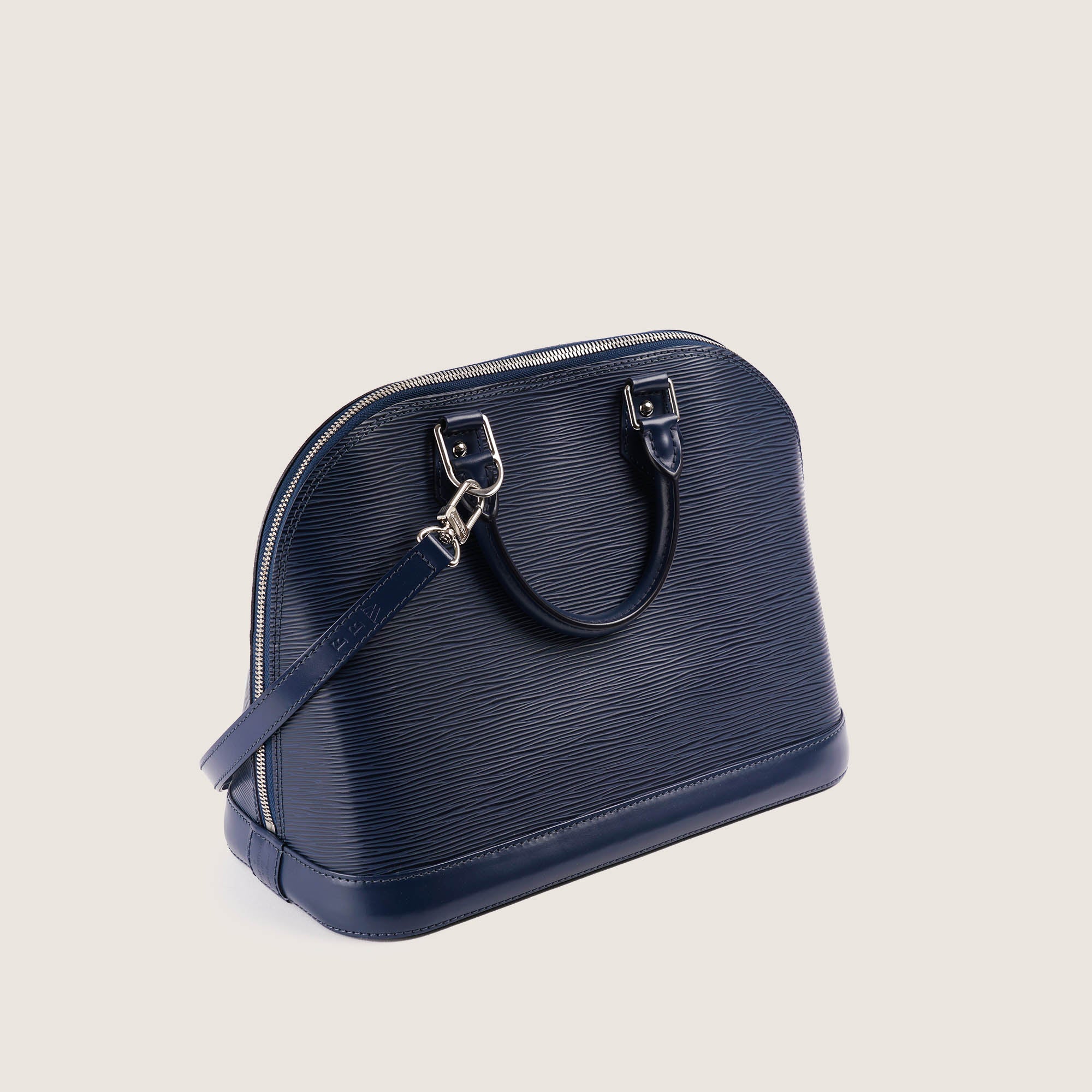 Alma PM Handbag - LOUIS VUITTON - Affordable Luxury image