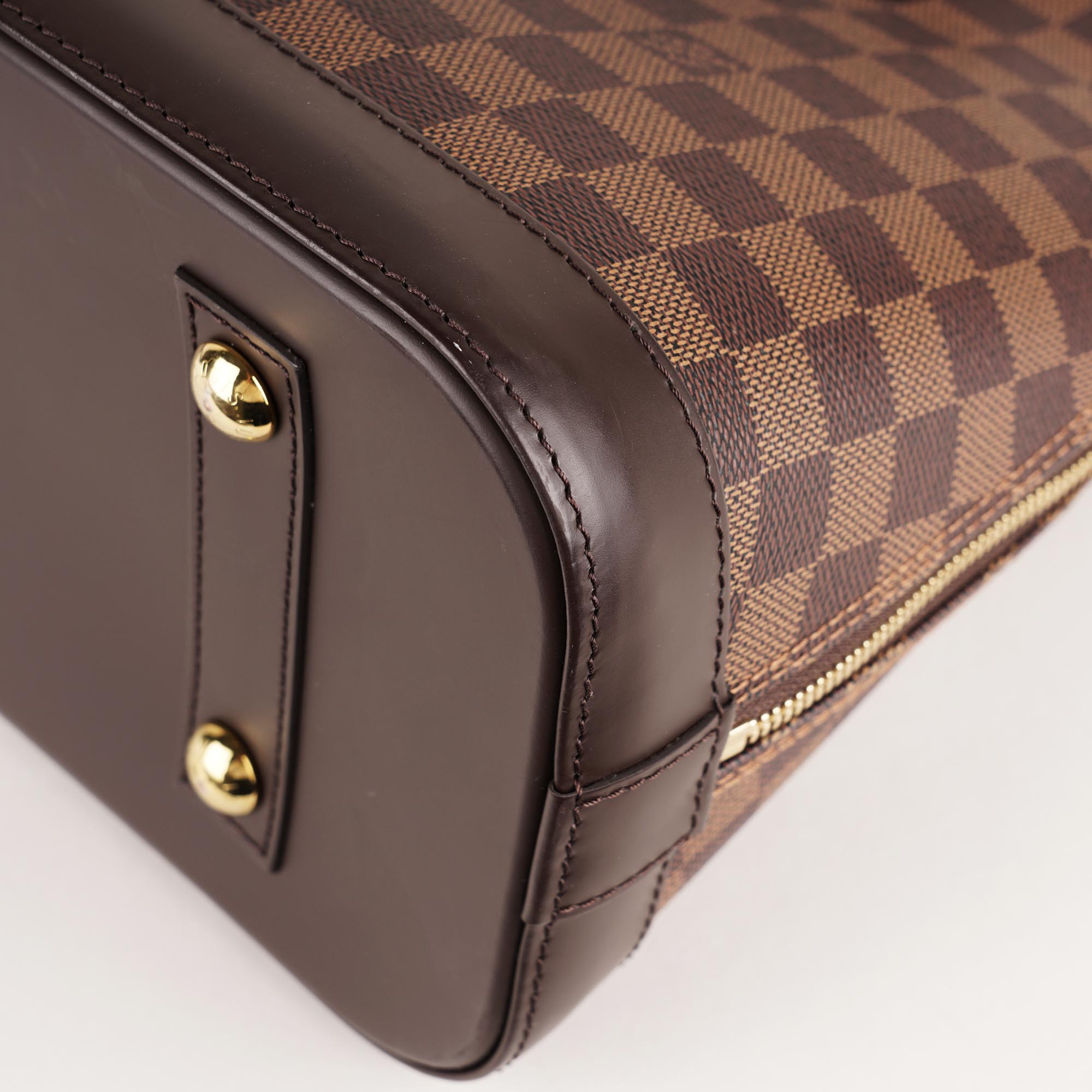 Alma PM Handbag - LOUIS VUITTON - Affordable Luxury image
