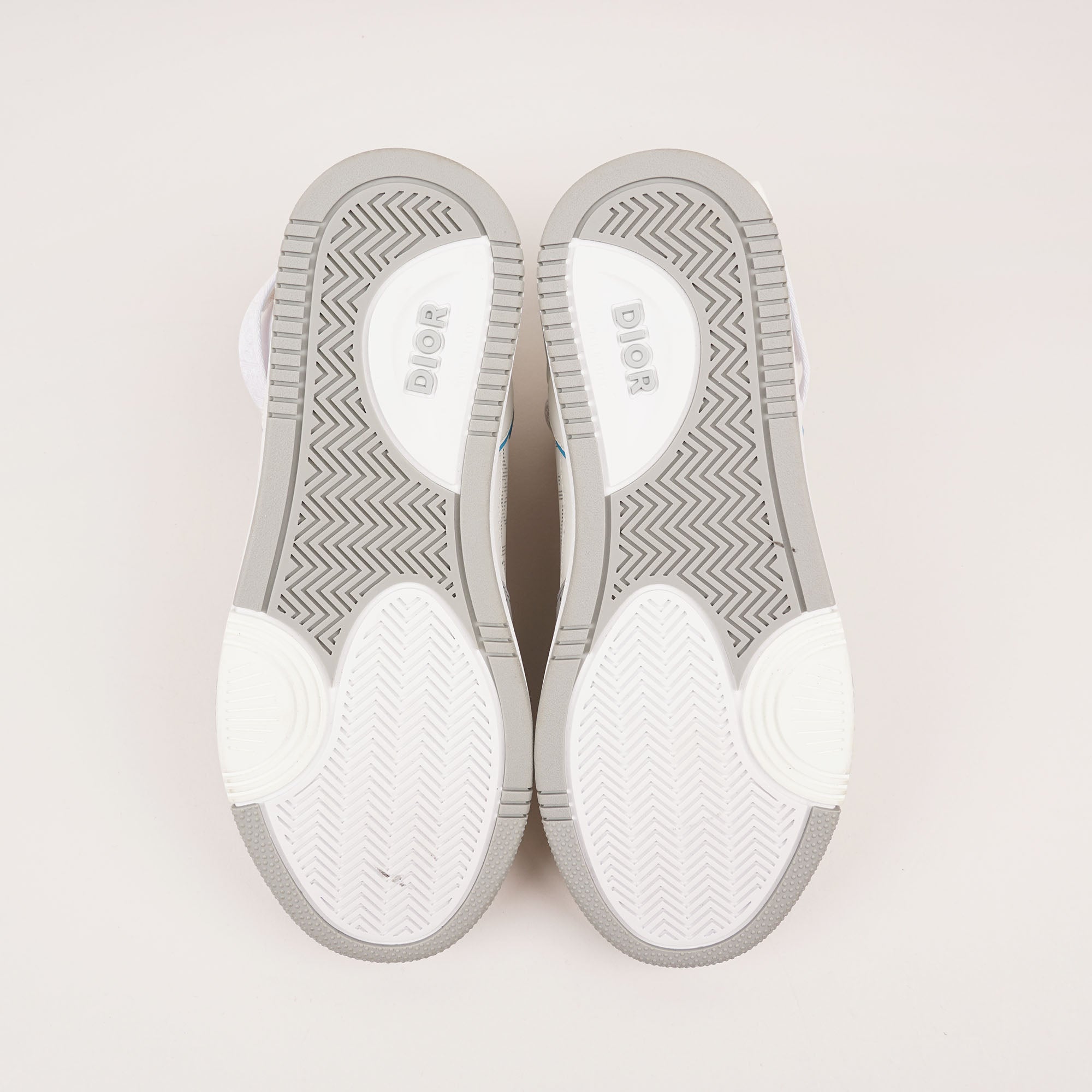 B27 Mid - Top Sneakers 38 - CHRISTIAN DIOR - Affordable Luxury image
