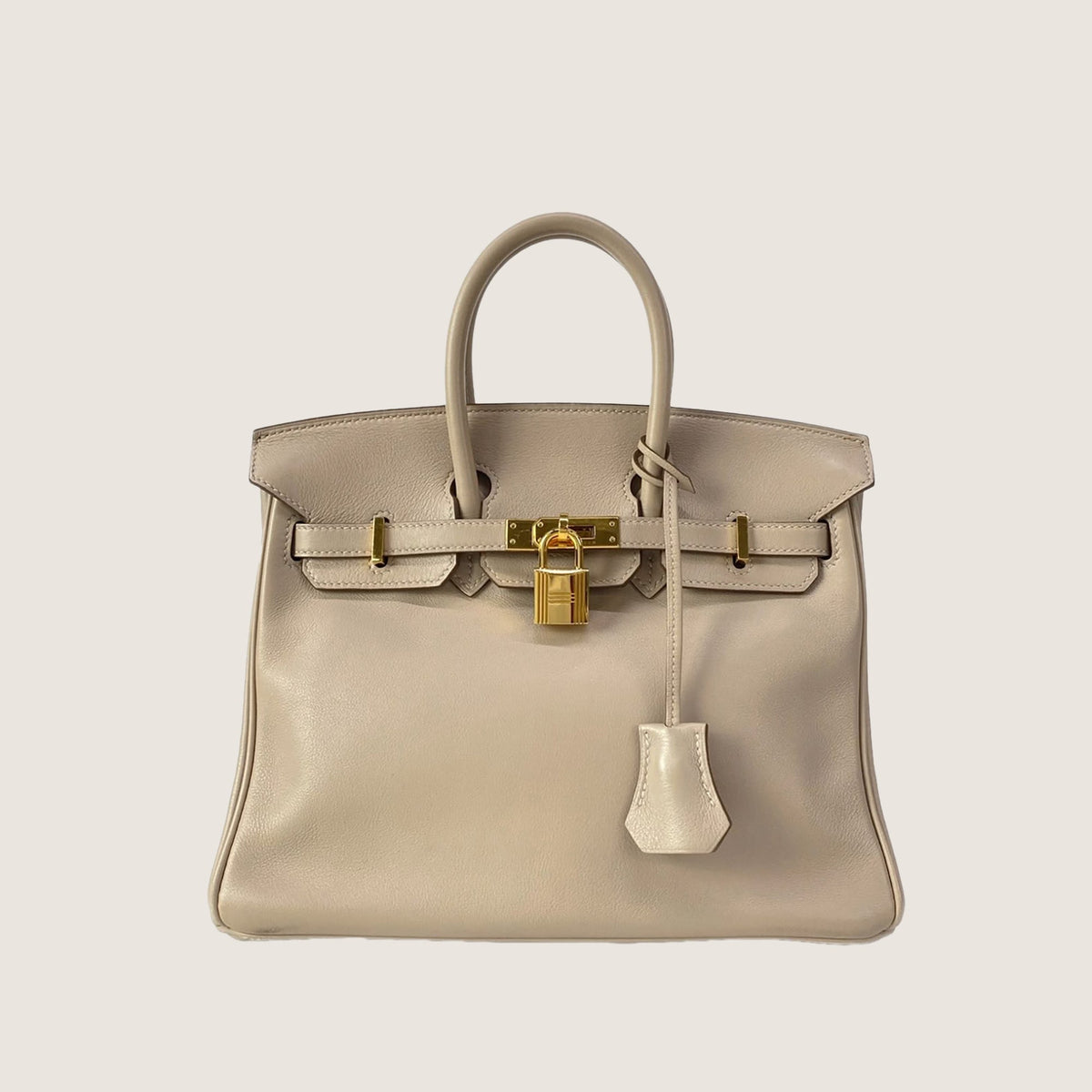 Birkin 25 Handbag - HERMÈS - Affordable Luxury