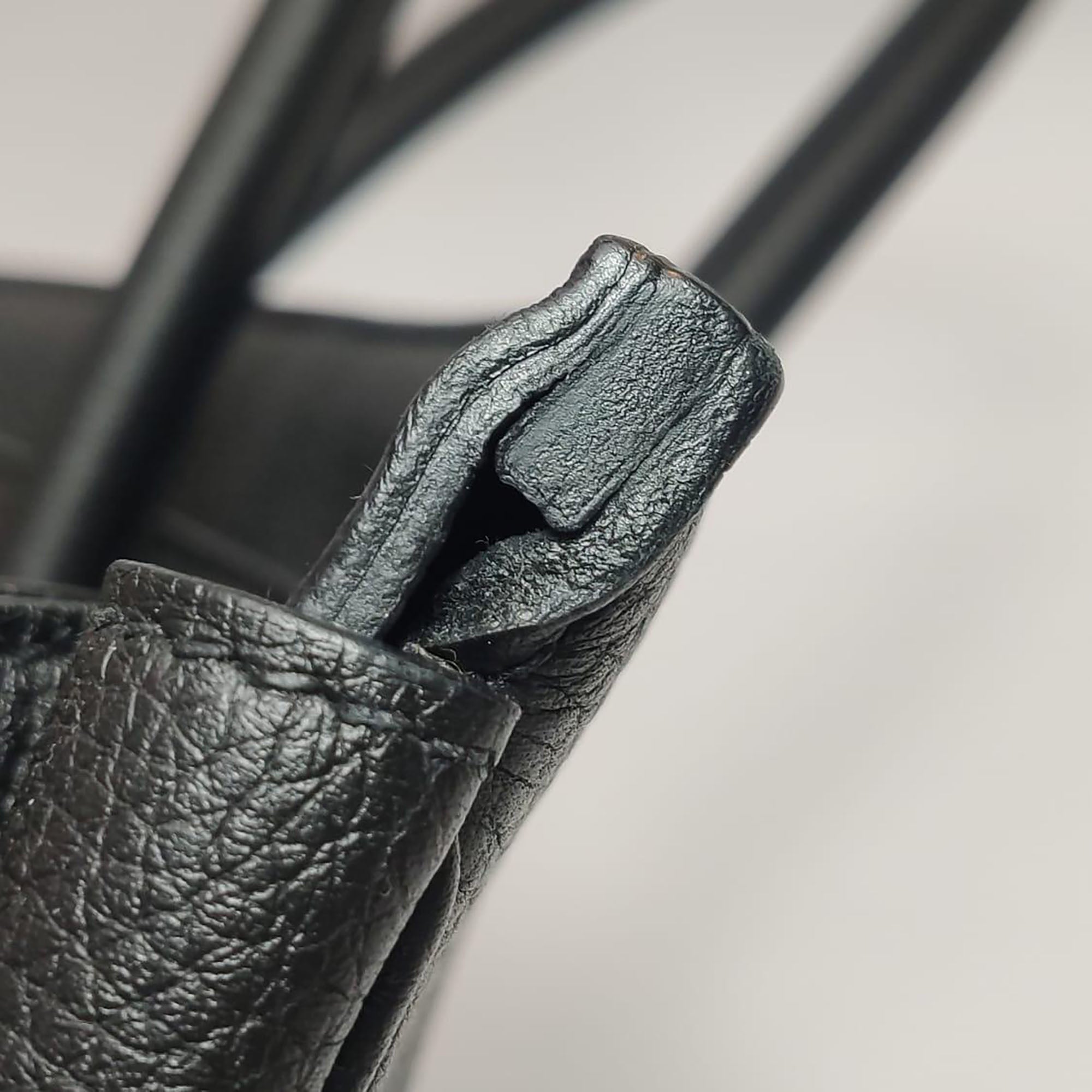 Birkin 35 Handbag - HERMÈS - Affordable Luxury image