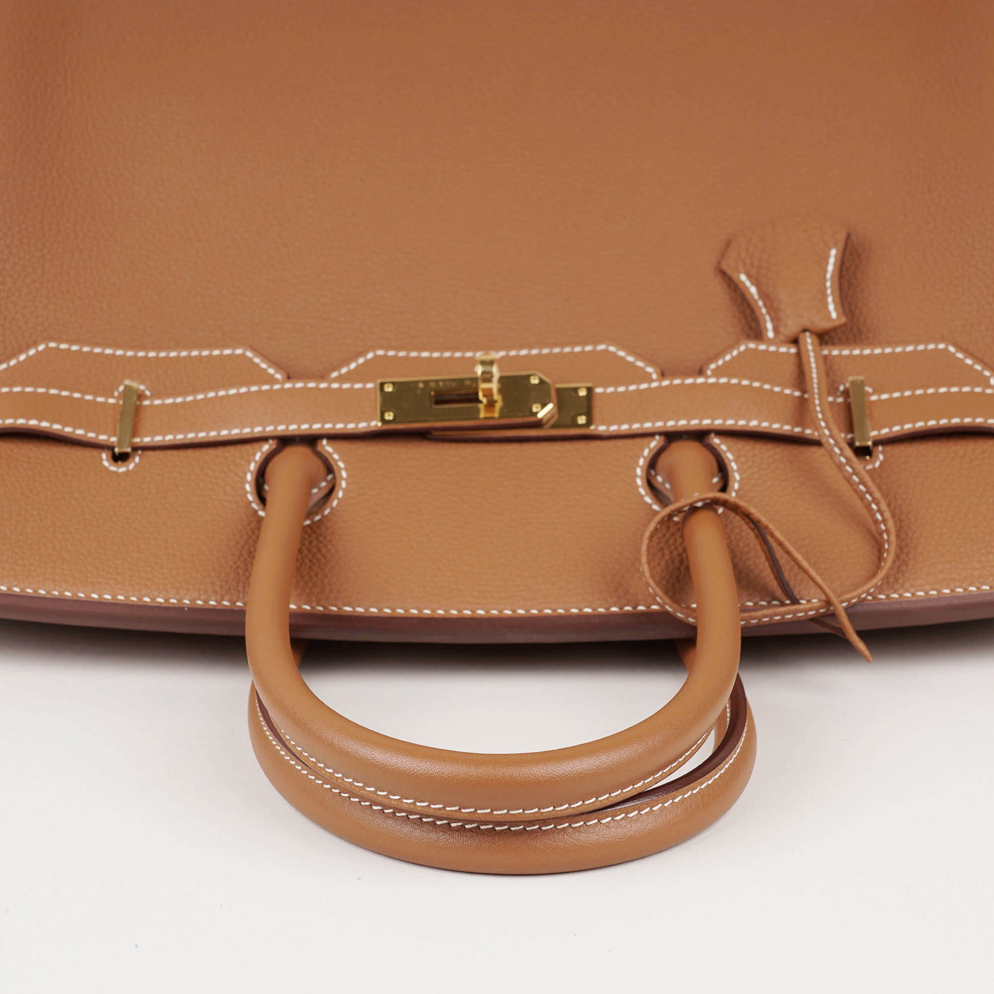 Birkin 35 Handbag - HERMÈS - Affordable Luxury image