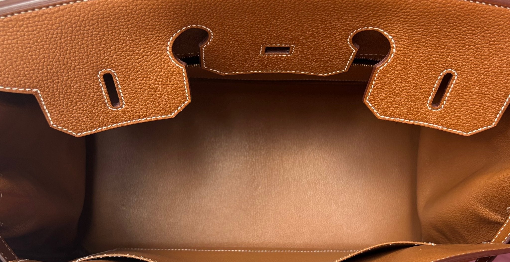 Birkin 35 Handbag - HERMÈS - Affordable Luxury image