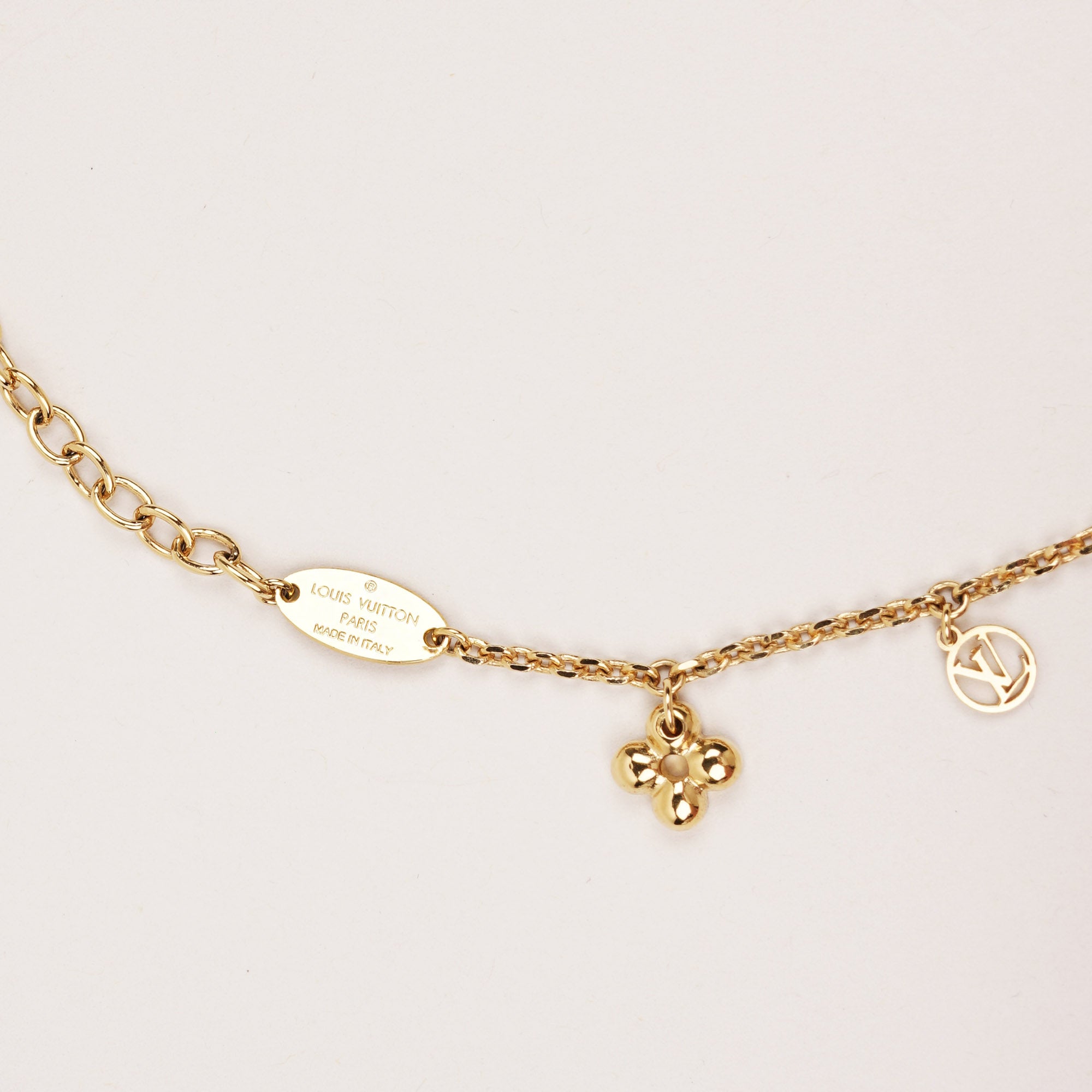 Blooming Supple Necklace - LOUIS VUITTON - Affordable Luxury image
