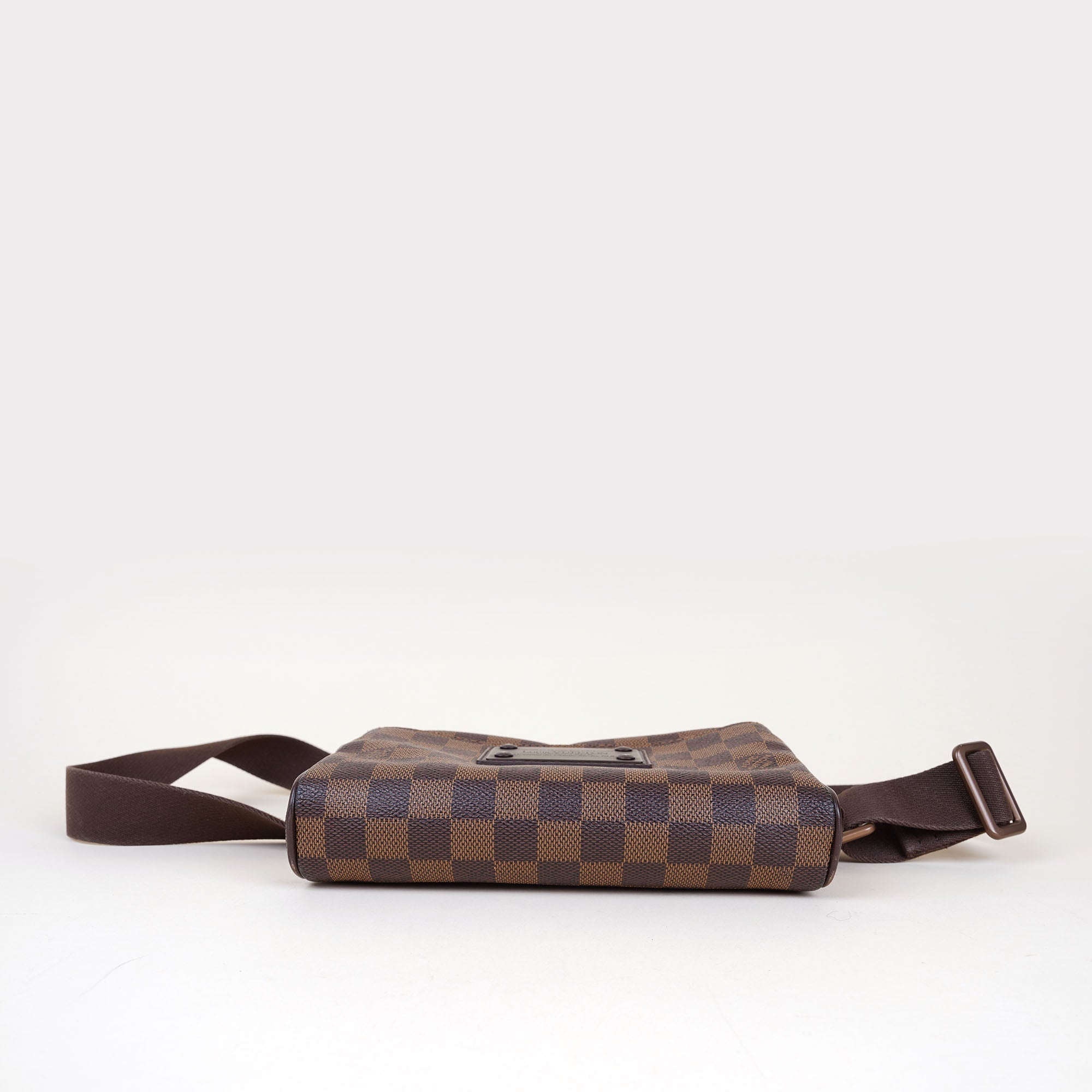 Brooklyn Bumbag - LOUIS VUITTON - Affordable Luxury image