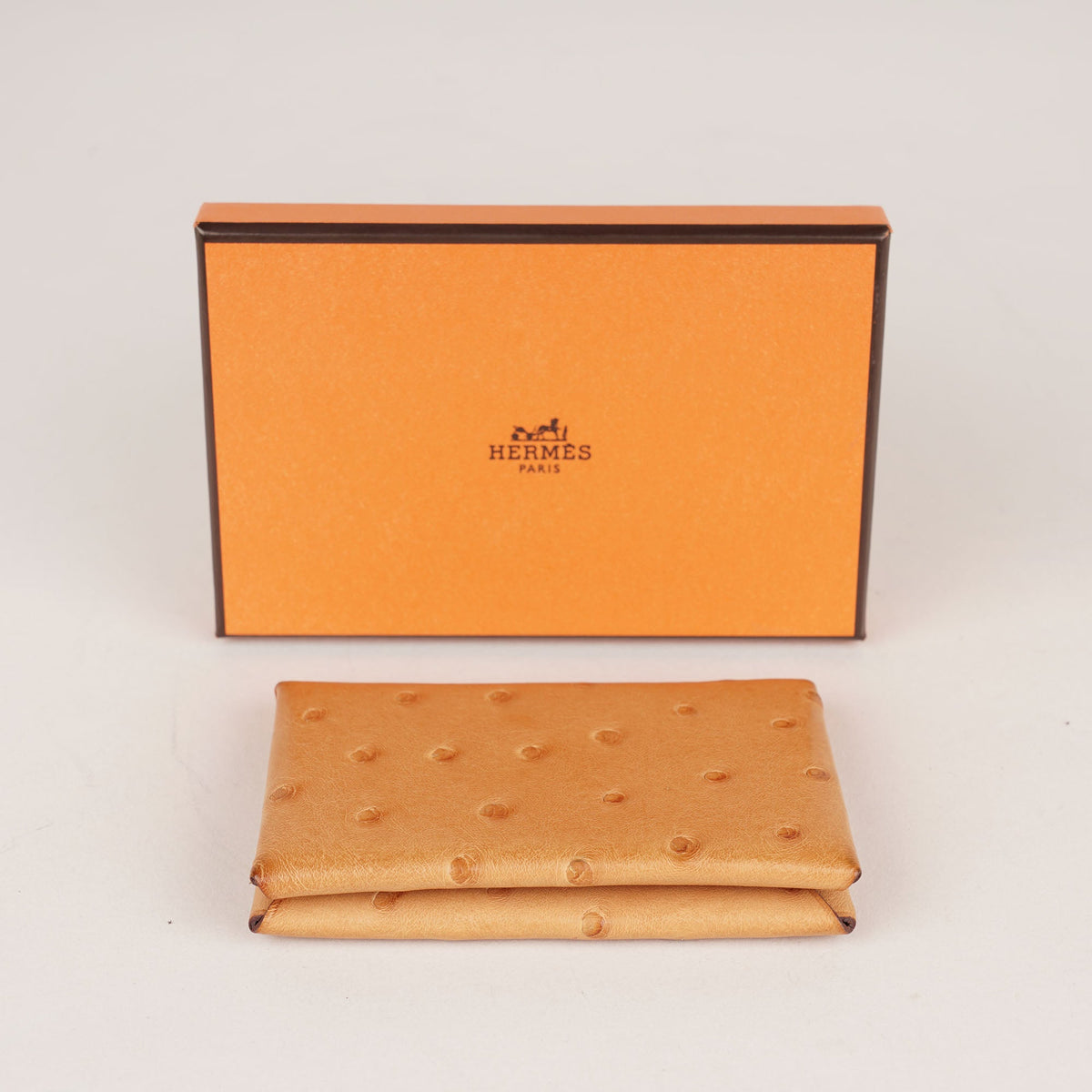 Calvi Duo Compact Card Holder Ostrich Leather - HERMÈS - Affordable Luxury image