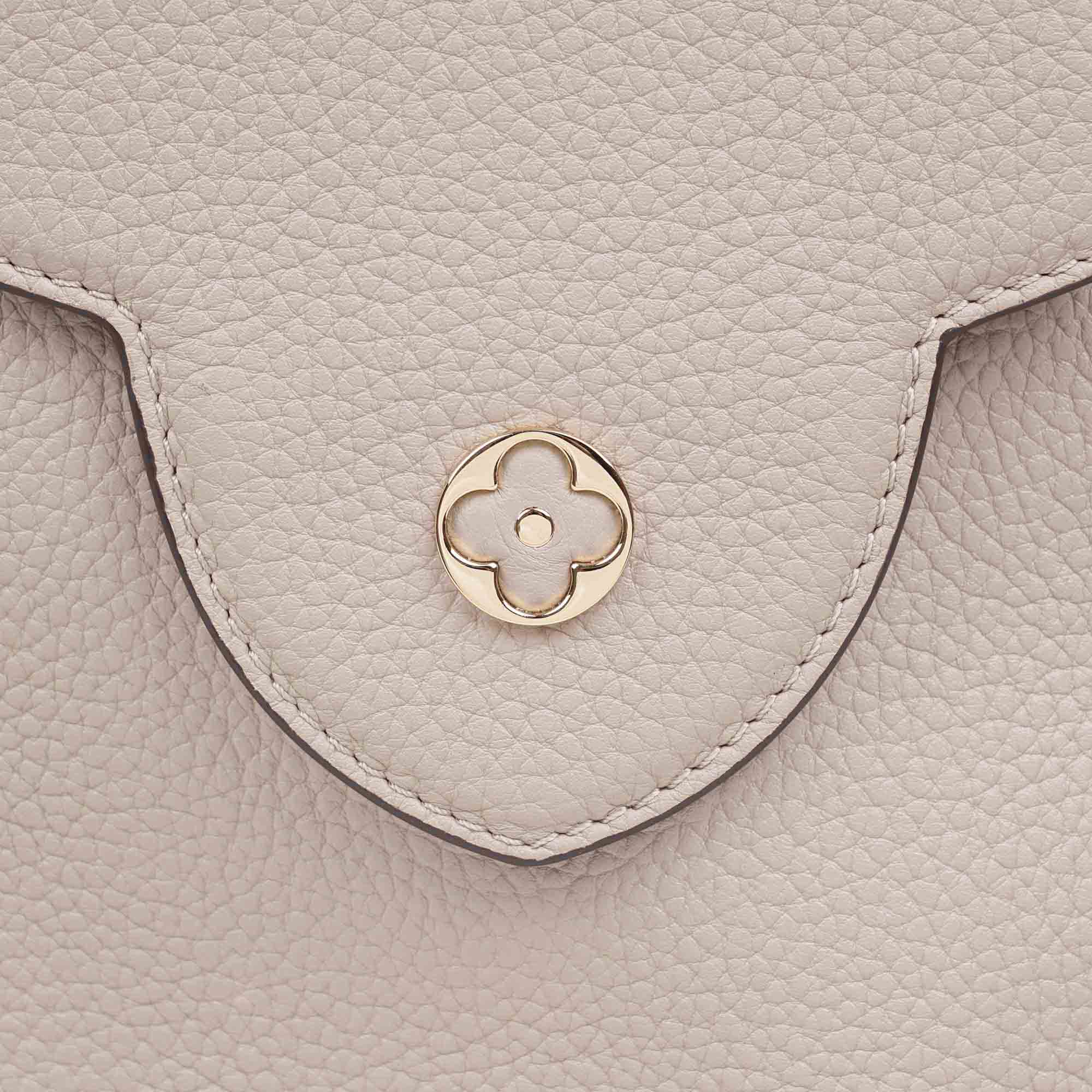 Capucines BB Top Handle - LOUIS VUITTON - Affordable Luxury image