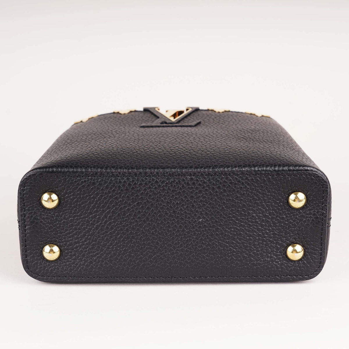 Capucines Mini Handbag - LOUIS VUITTON - Affordable Luxury image