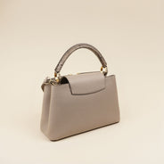 Capucines MM Handbag - LOUIS VUITTON - Affordable Luxury thumbnail image