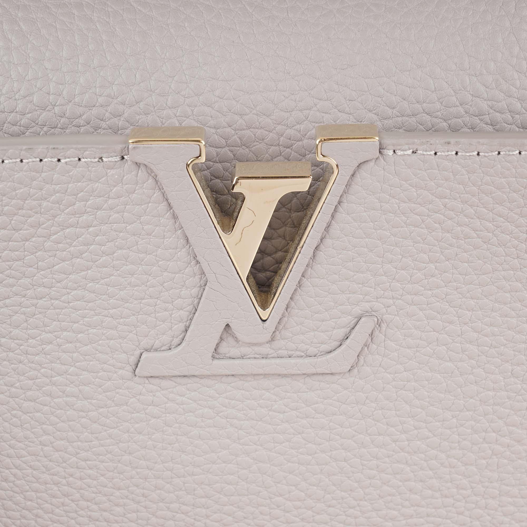 Capucines PM Top Handle - LOUIS VUITTON - Affordable Luxury image