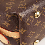 Carryall PM Shoulder Bag - LOUIS VUITTON - Affordable Luxury thumbnail image