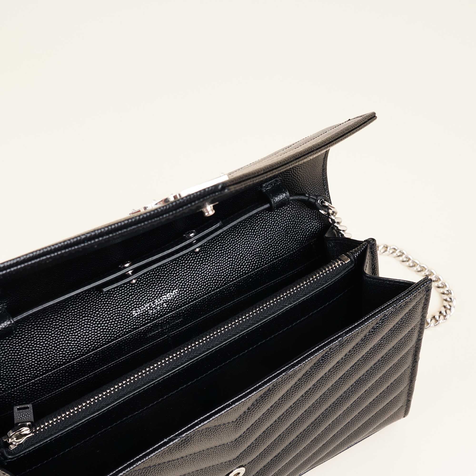 Cassandre Chain Wallet - SAINT LAURENT - Affordable Luxury image