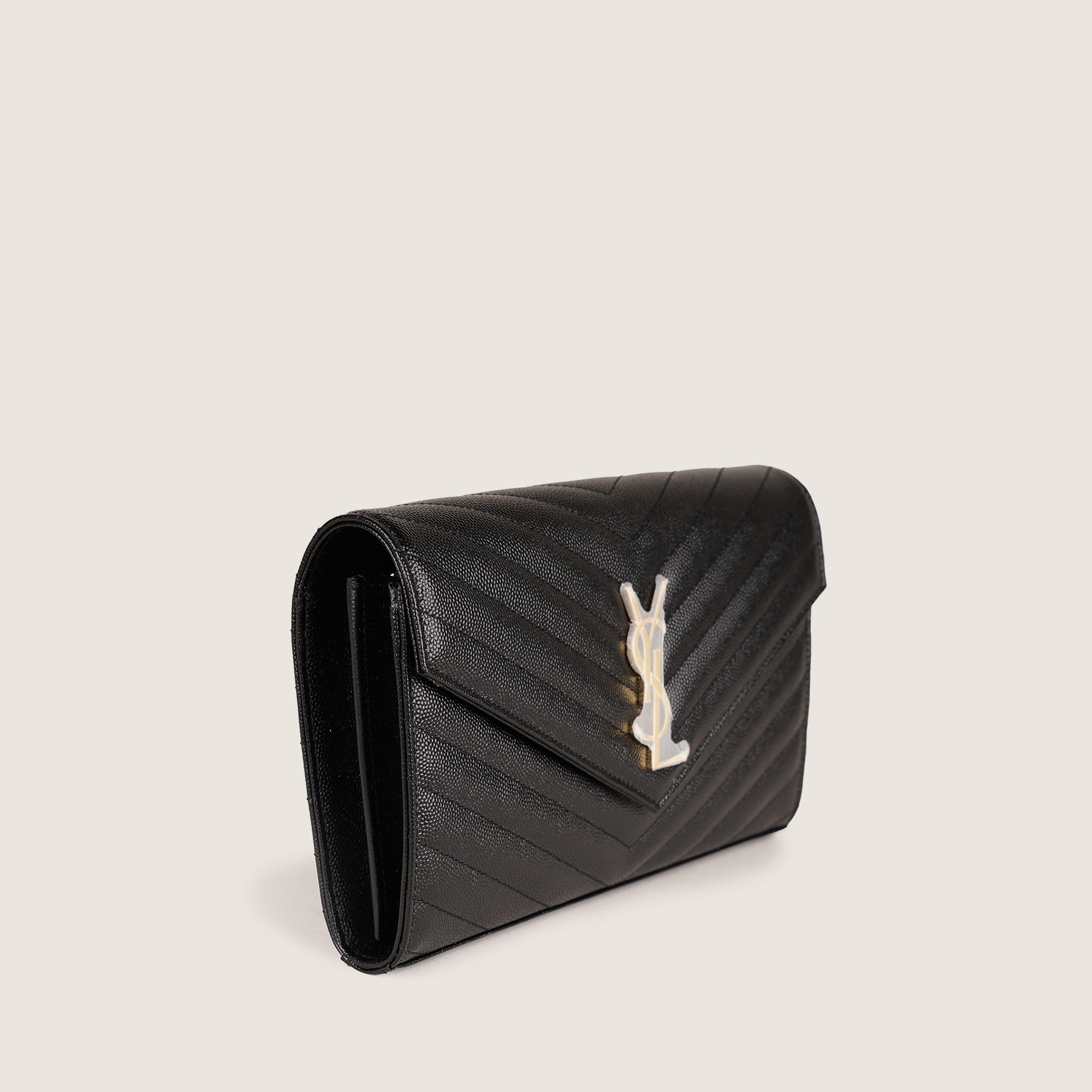 Cassandre Chain Wallet - SAINT LAURENT - Affordable Luxury