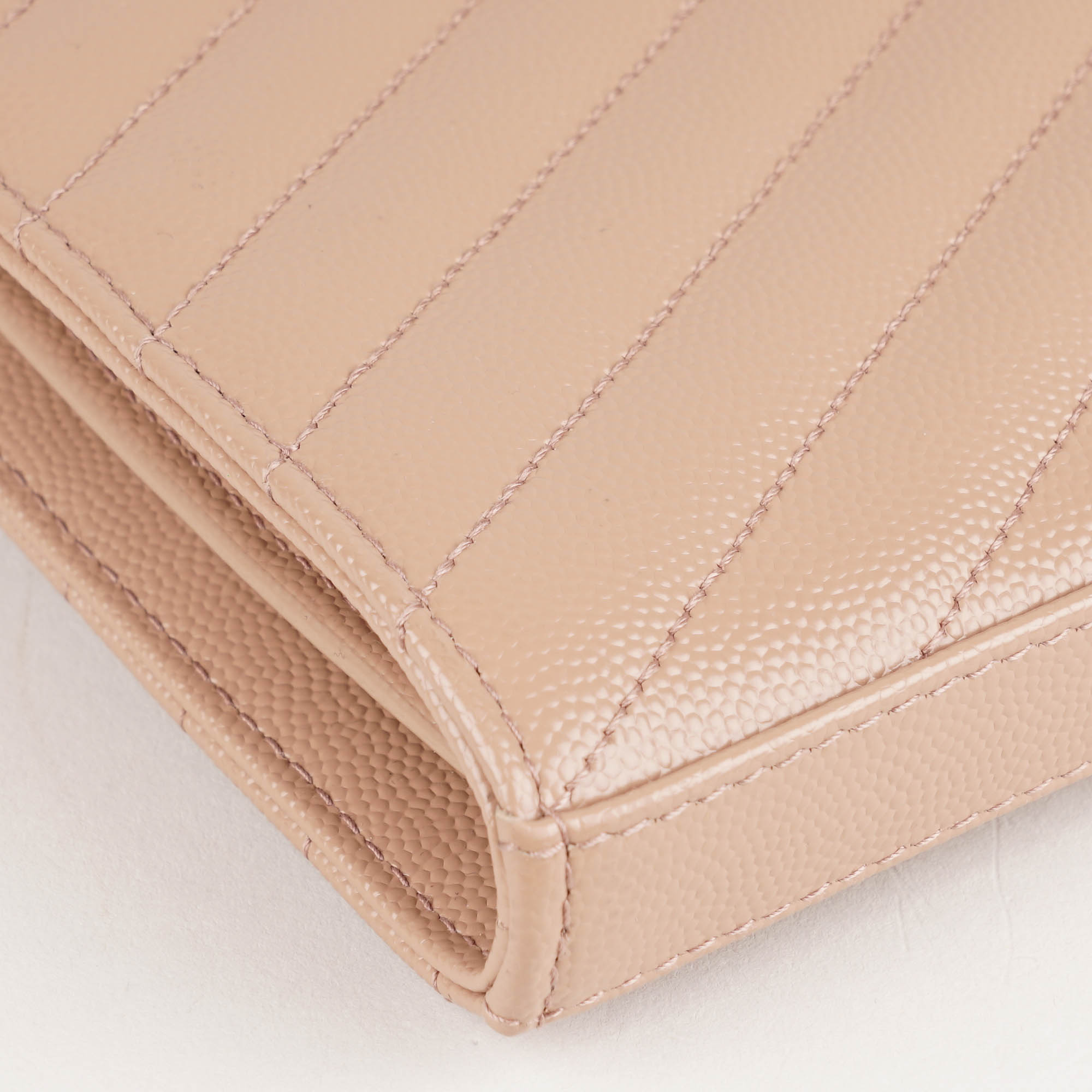 Cassandre Envelope Chain Wallet - SAINT LAURENT - Affordable Luxury image