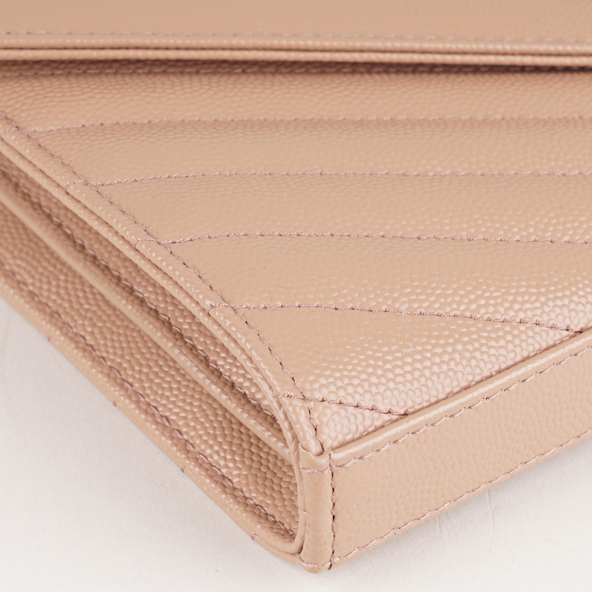 Cassandre Envelope Chain Wallet - SAINT LAURENT - Affordable Luxury image