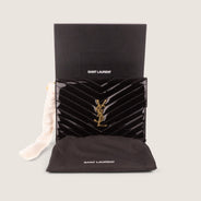 Cassandre Flap Pouch - SAINT LAURENT - Affordable Luxury thumbnail image