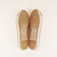 CC Ballet Flats 37 ½ - CHANEL - Affordable Luxury thumbnail image