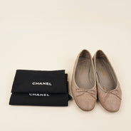 CC Ballet Flats 38 - CHANEL - Affordable Luxury thumbnail image