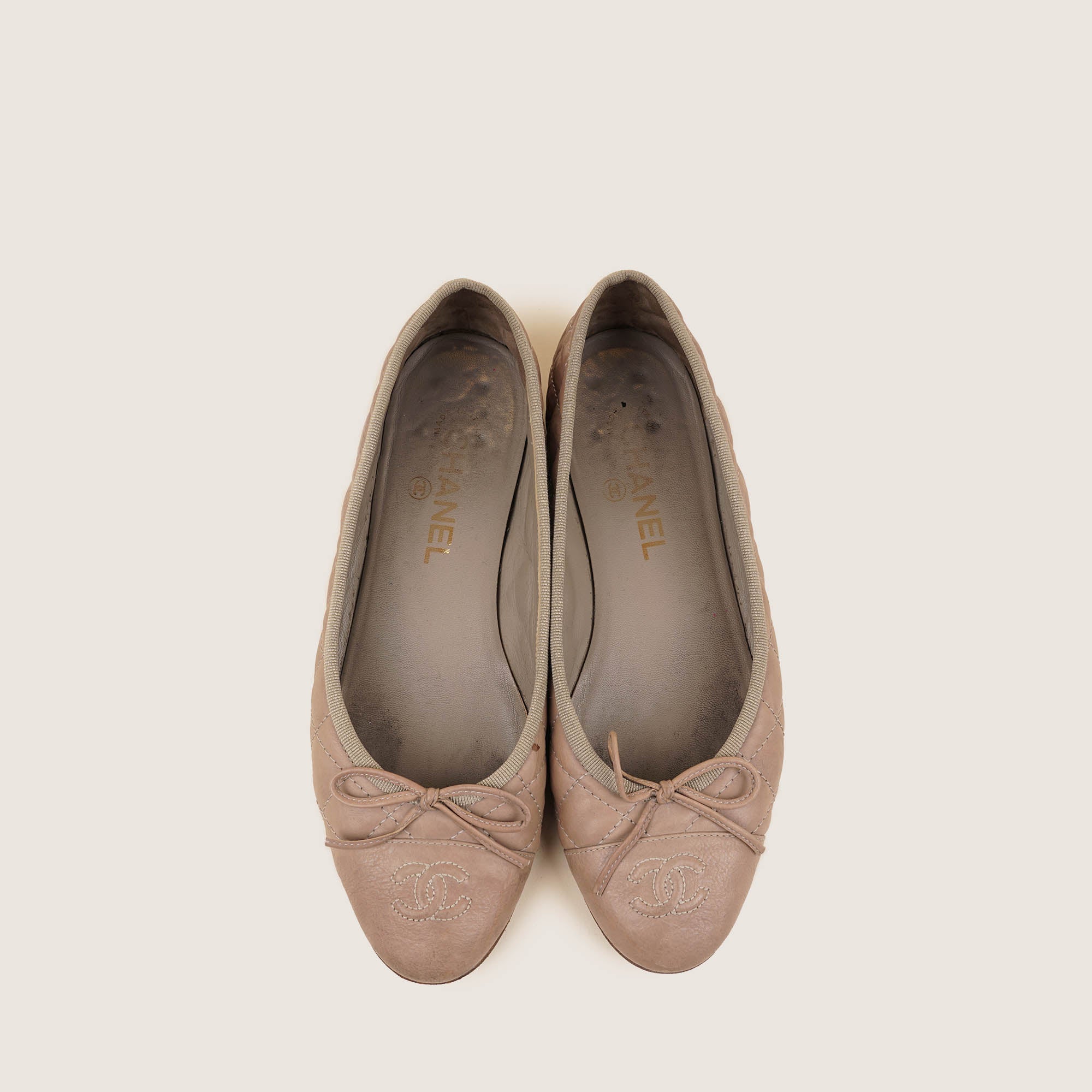 CC Ballet Flats 38 - CHANEL - Affordable Luxury