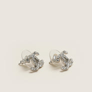 CC Earrings - CHANEL - Affordable Luxury thumbnail image