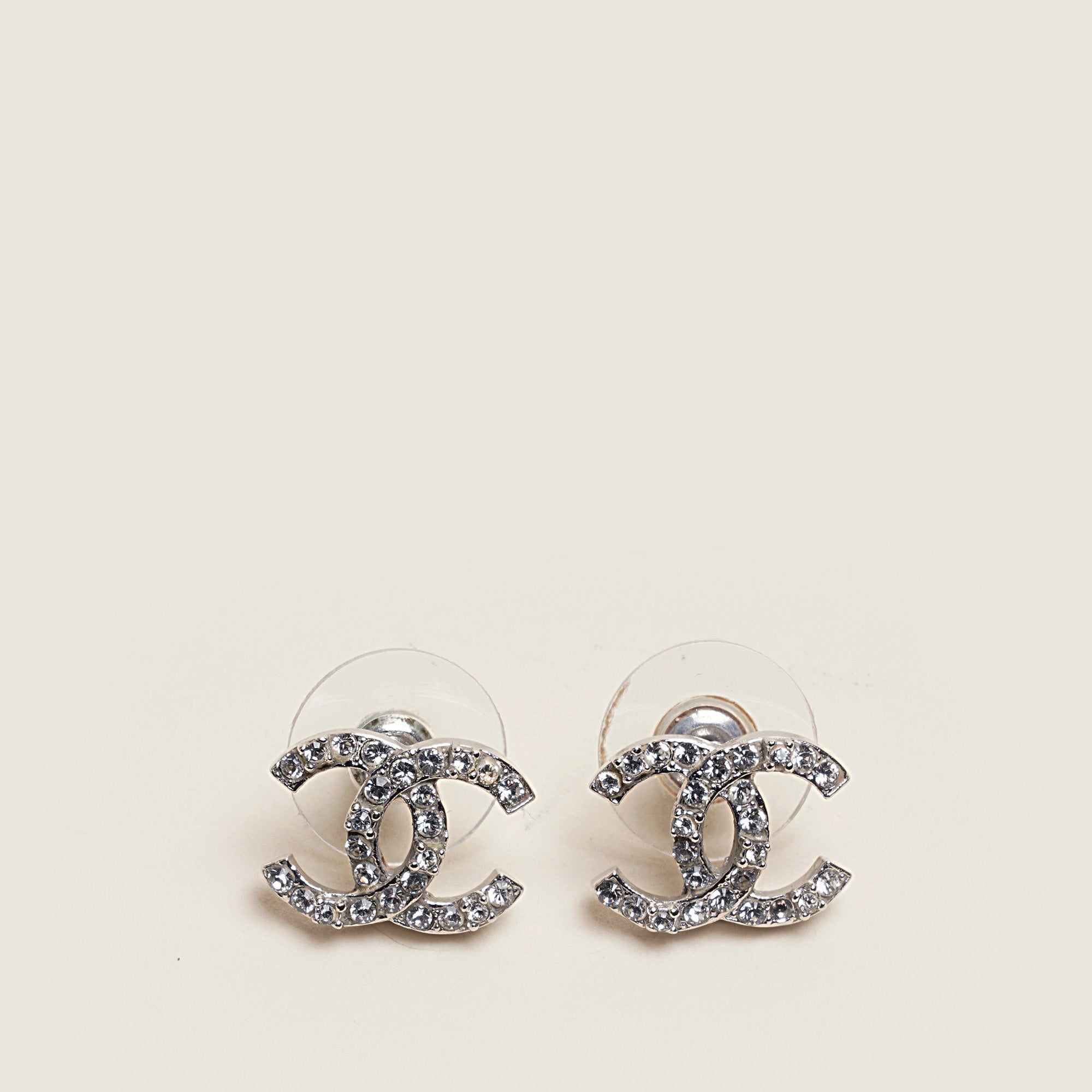 CC Earrings - CHANEL - Affordable Luxury