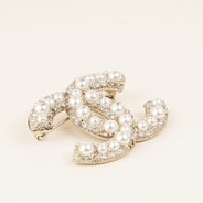 CC Faux Pearl Brooch - CHANEL - Affordable Luxury thumbnail image