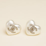 CC Heart Earrings - CHANEL - Affordable Luxury thumbnail image