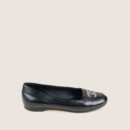 CC Loafers 37.5 - CHANEL - Affordable Luxury thumbnail image