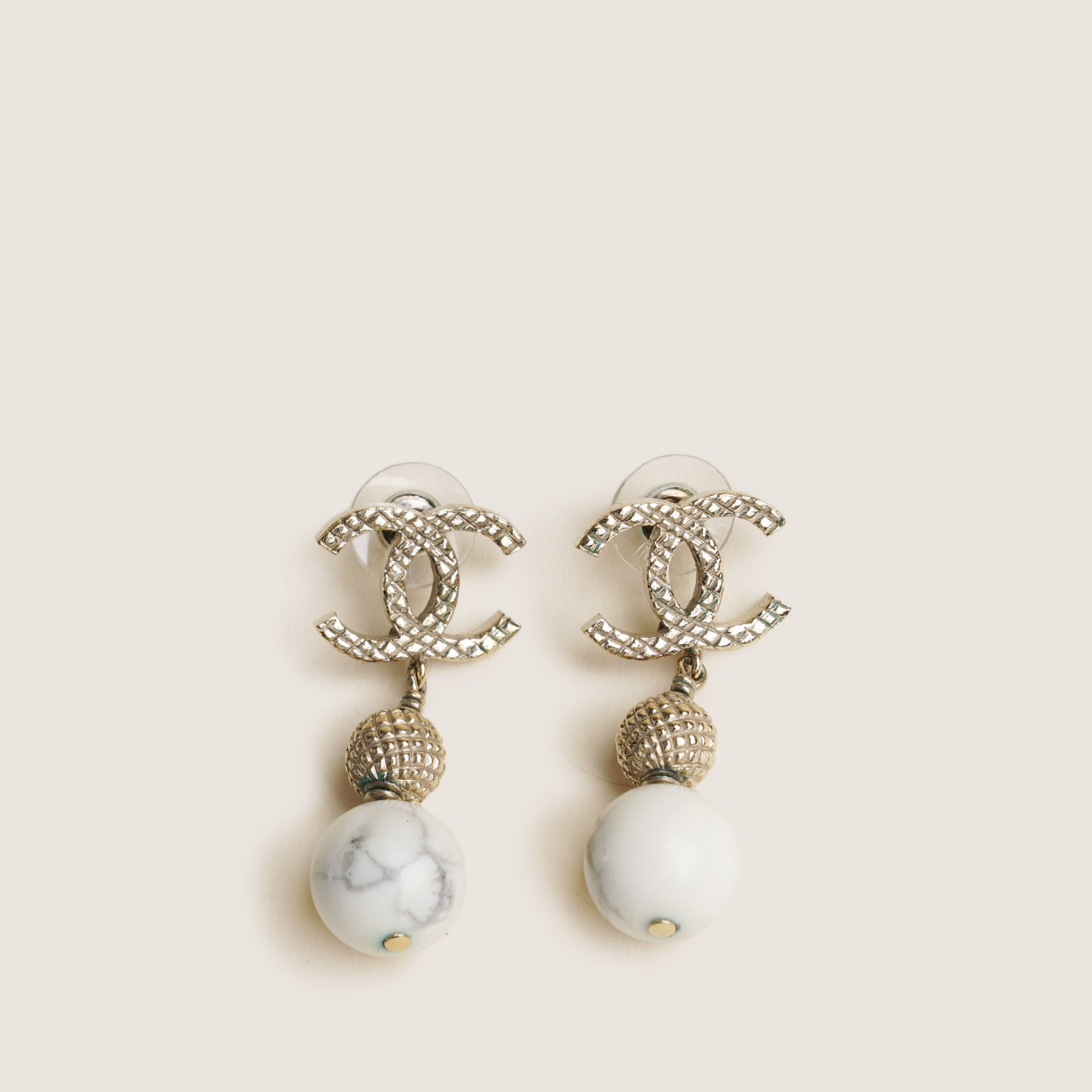 CC Marble Drop Earrings - CHANEL - Affordable Luxury