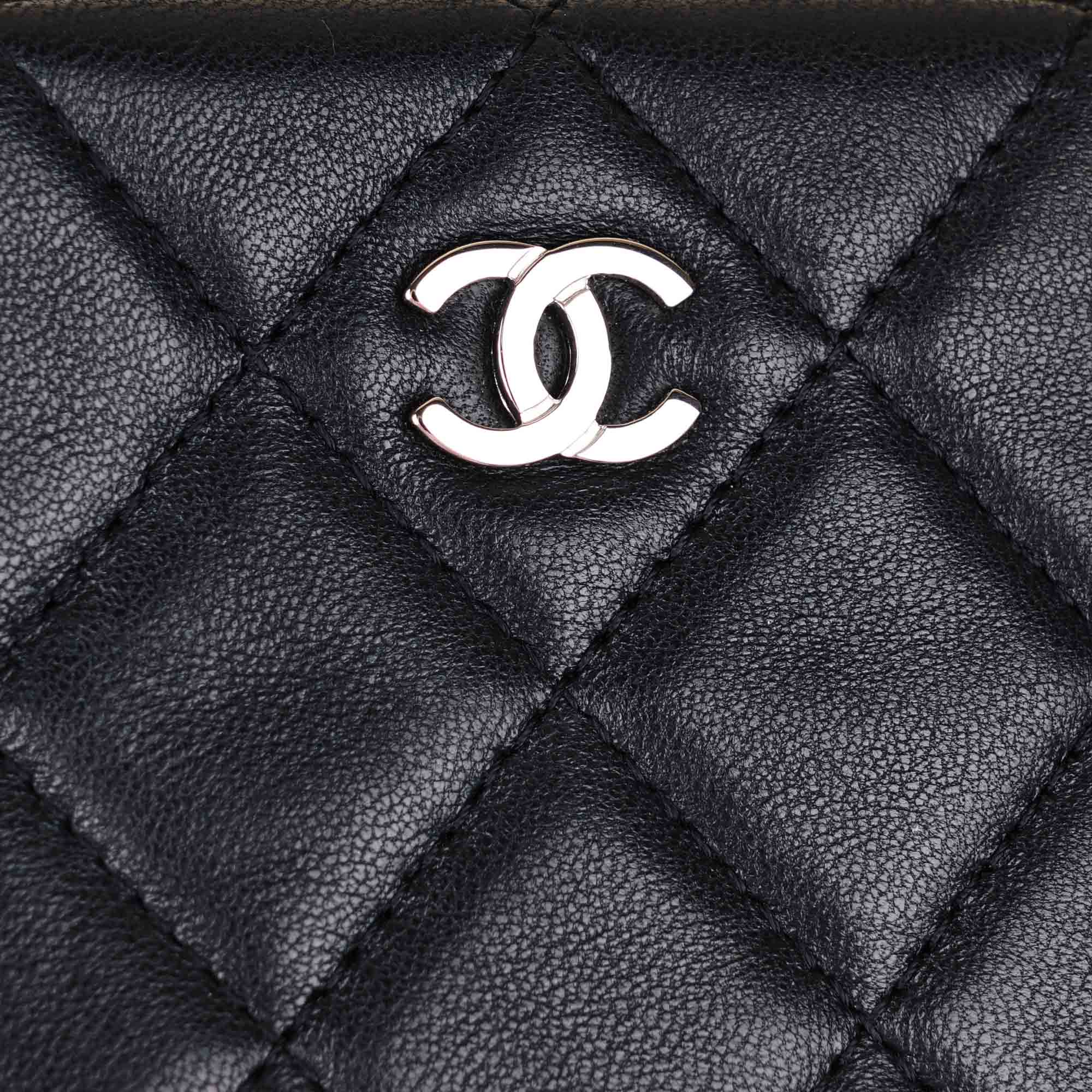 CC Mini Pouch - CHANEL - Affordable Luxury image