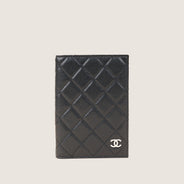 CC Passport Cover - CHANEL - Affordable Luxury thumbnail image