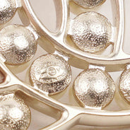 CC Pearl Brooch - CHANEL - Affordable Luxury thumbnail image