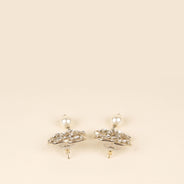 CC Pearl Drop Earrings - CHANEL - Affordable Luxury thumbnail image