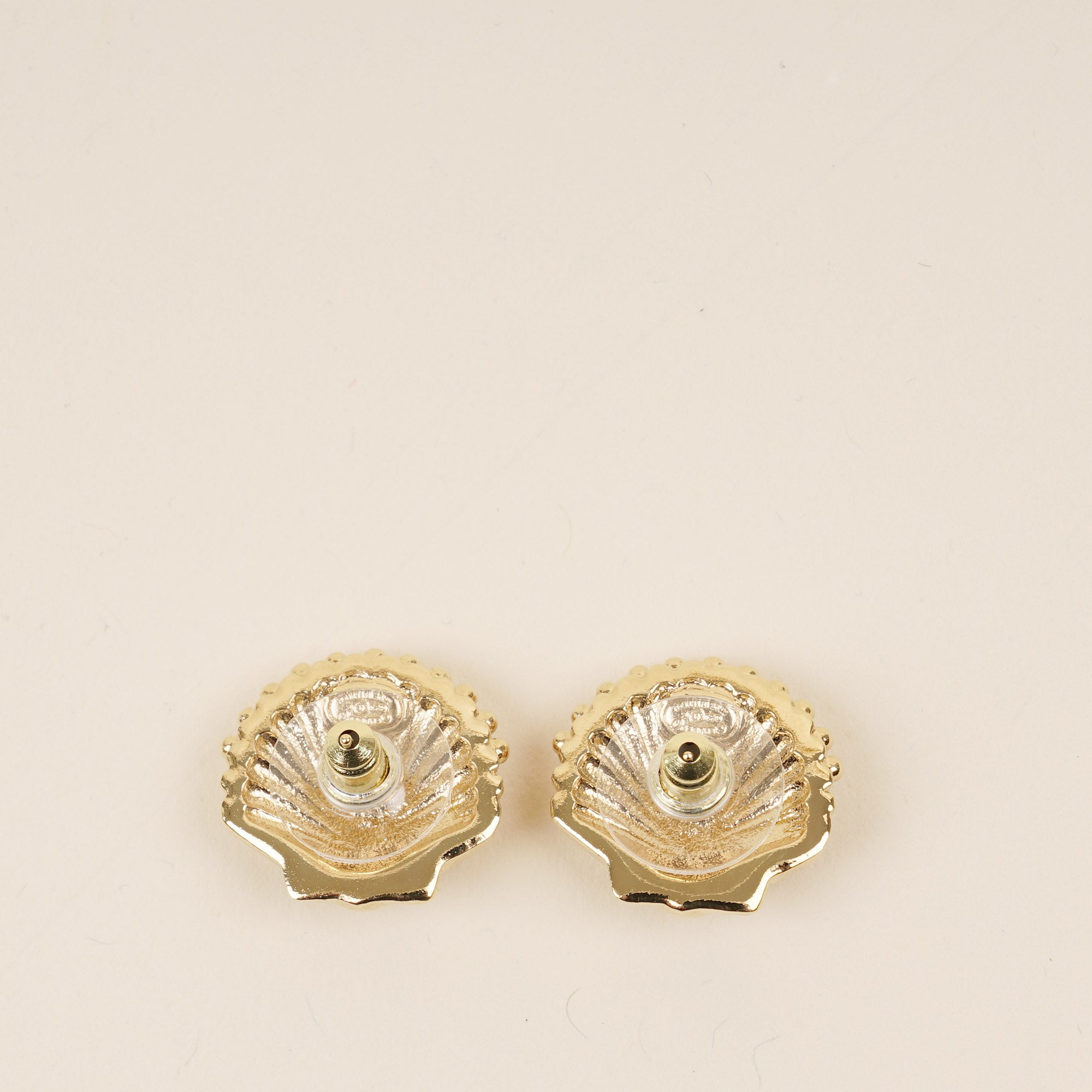 CC Shell Earrings - CHANEL - Affordable Luxury image