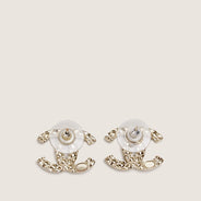 CC Strass Earrings - CHANEL - Affordable Luxury thumbnail image
