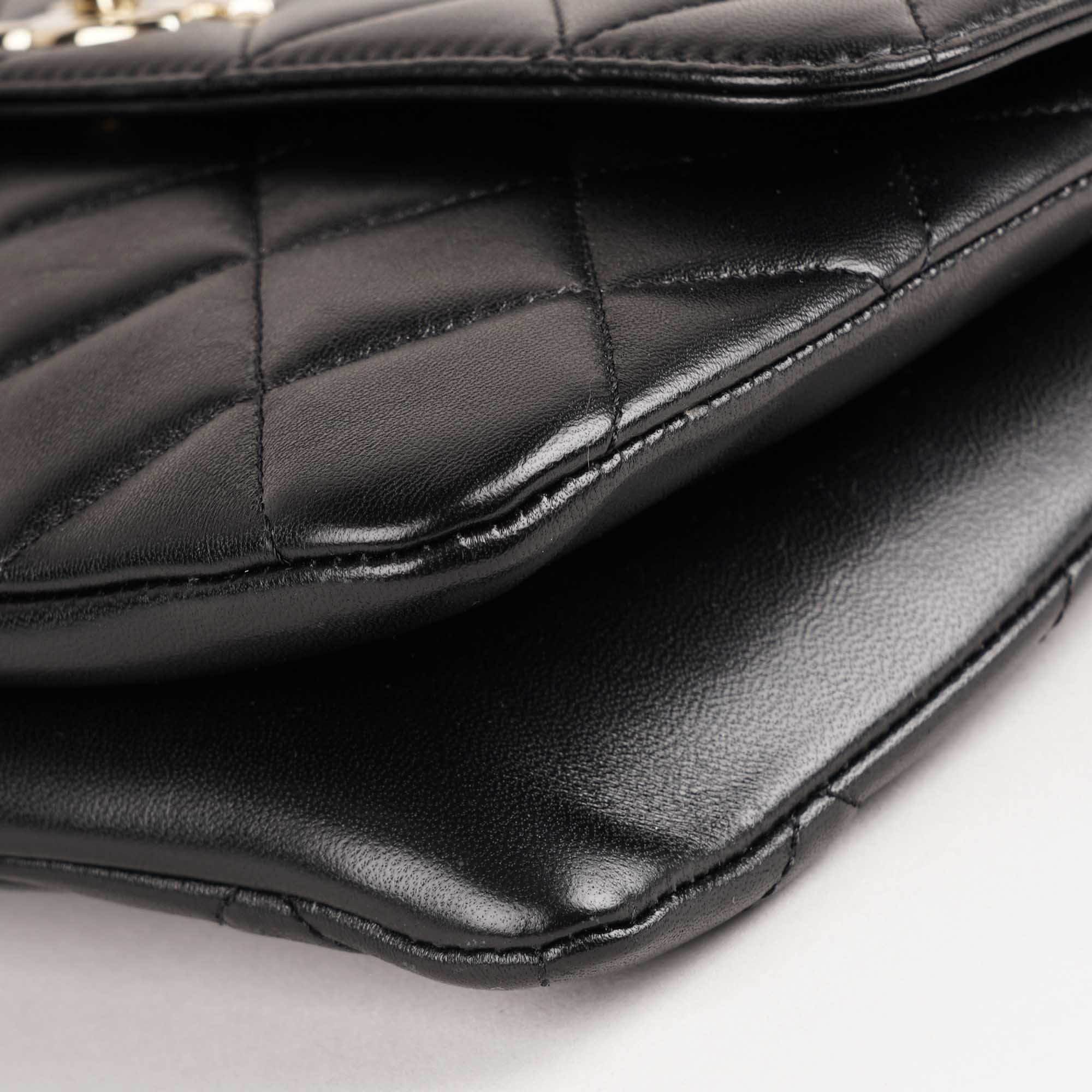 CC Trendy Shoulder Bag - CHANEL - Affordable Luxury image