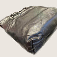 22 Handbag thumbnail image