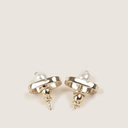 CD Pearl Earrings - CHRISTIAN DIOR - Affordable Luxury thumbnail image