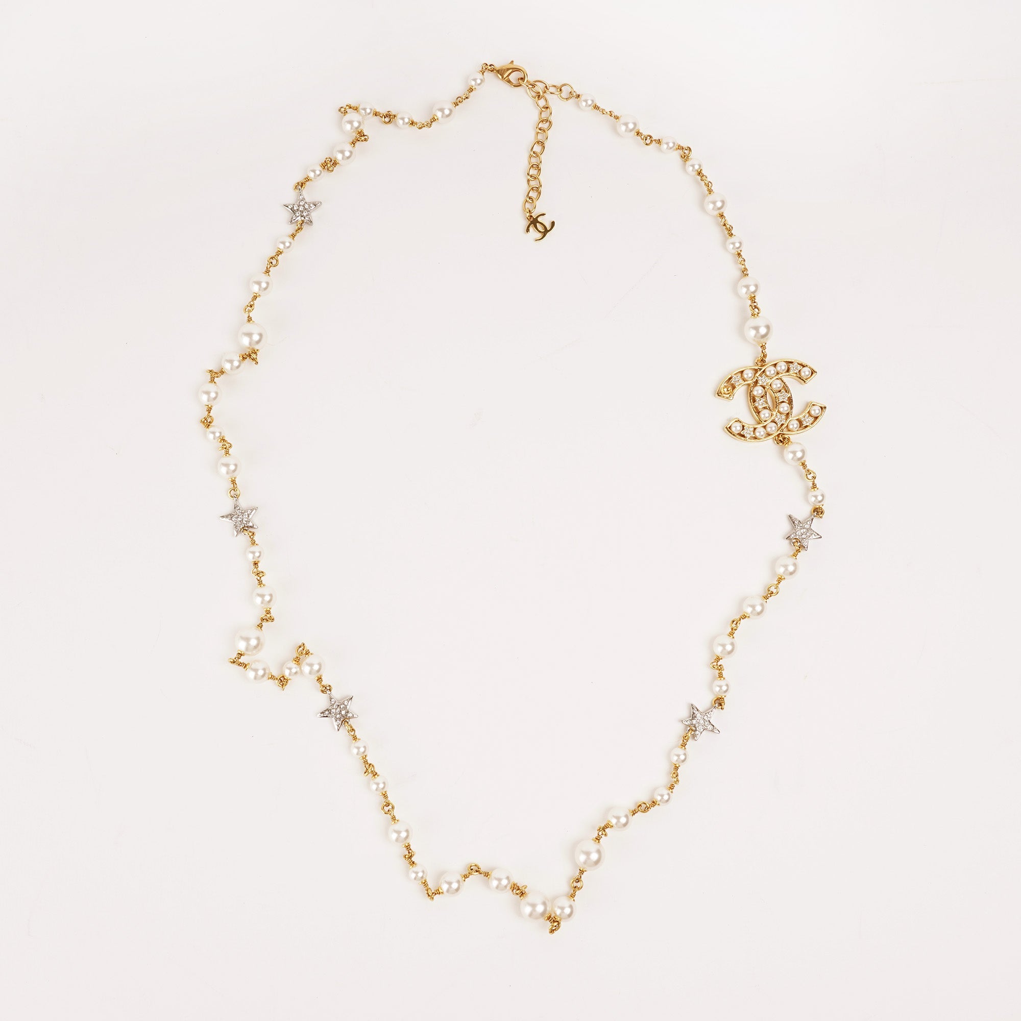 Chanel CC Pearl Necklace - CHANEL - Affordable Luxury image