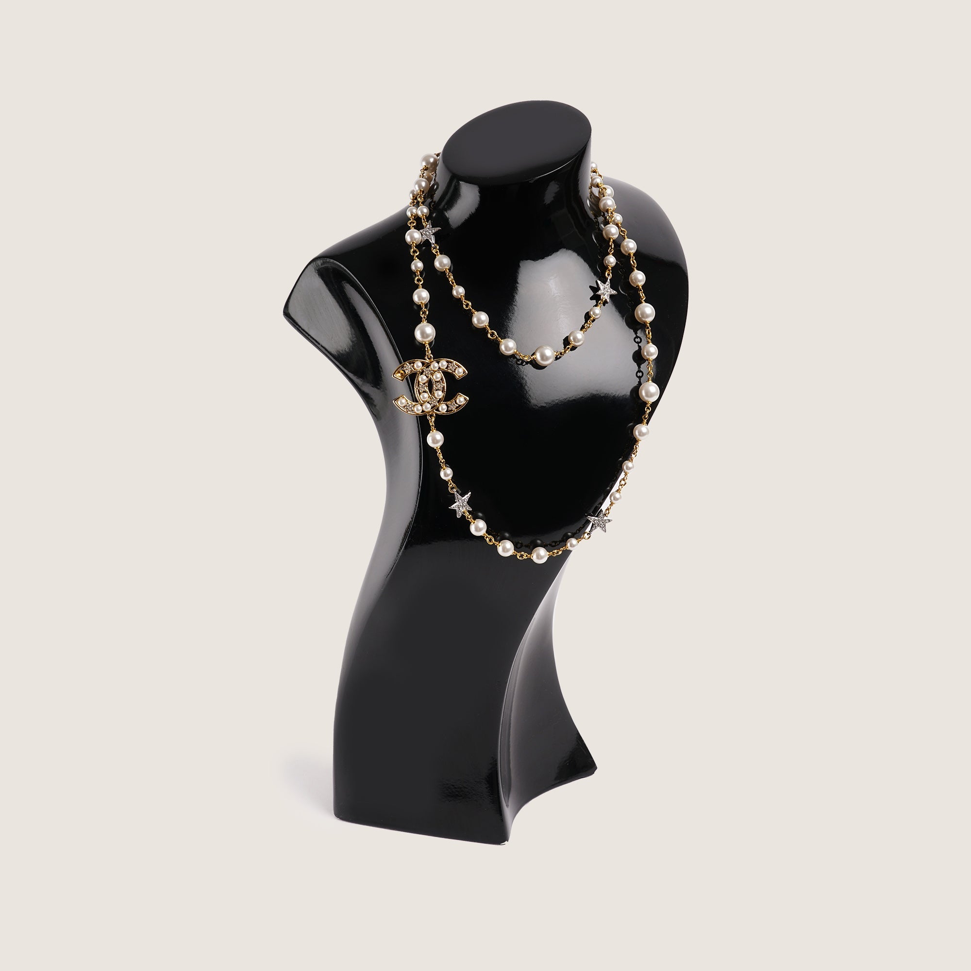 Chanel CC Pearl Necklace - CHANEL - Affordable Luxury