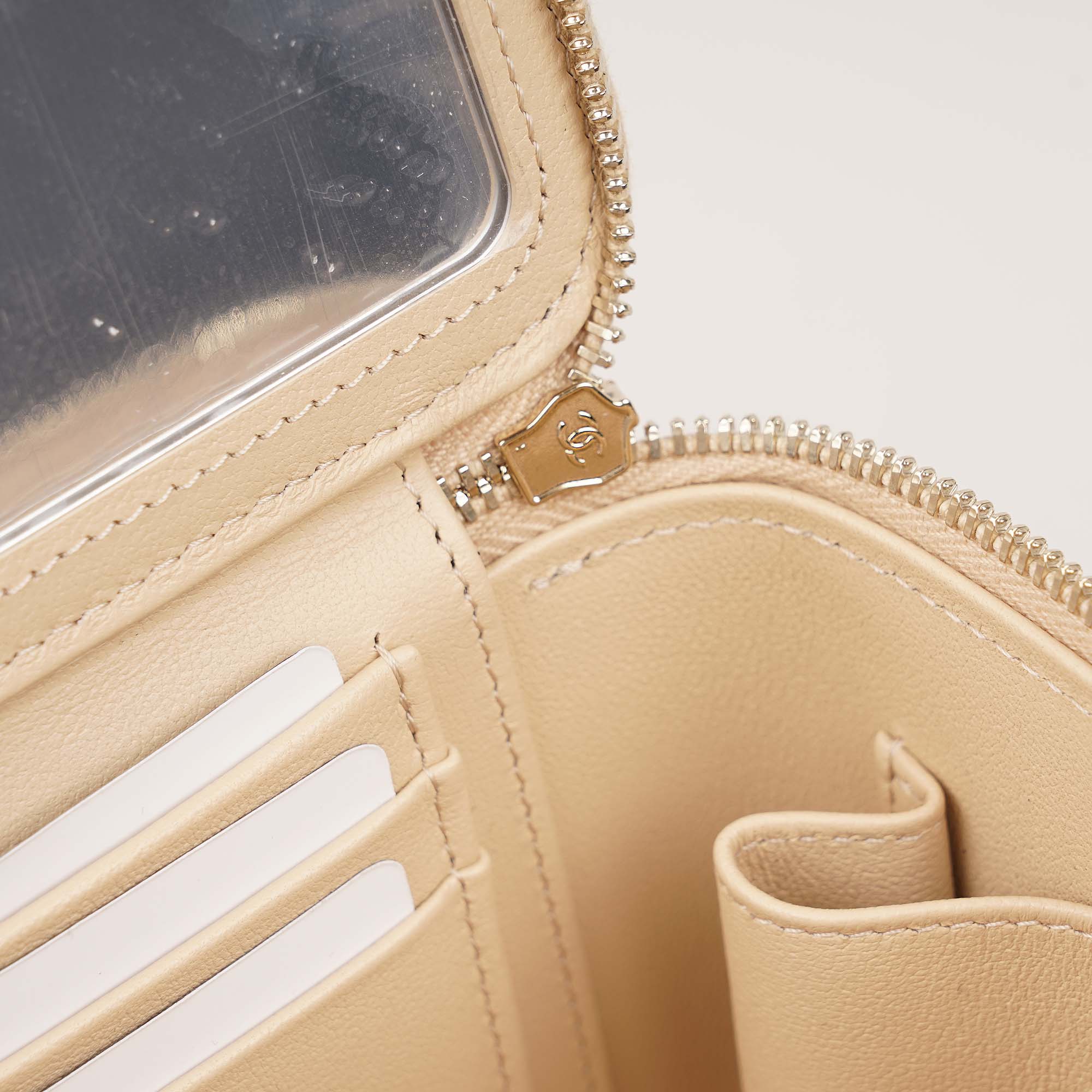 Chanel Vanity Top Handle Beige Lambskin - CHANEL - Affordable Luxury image