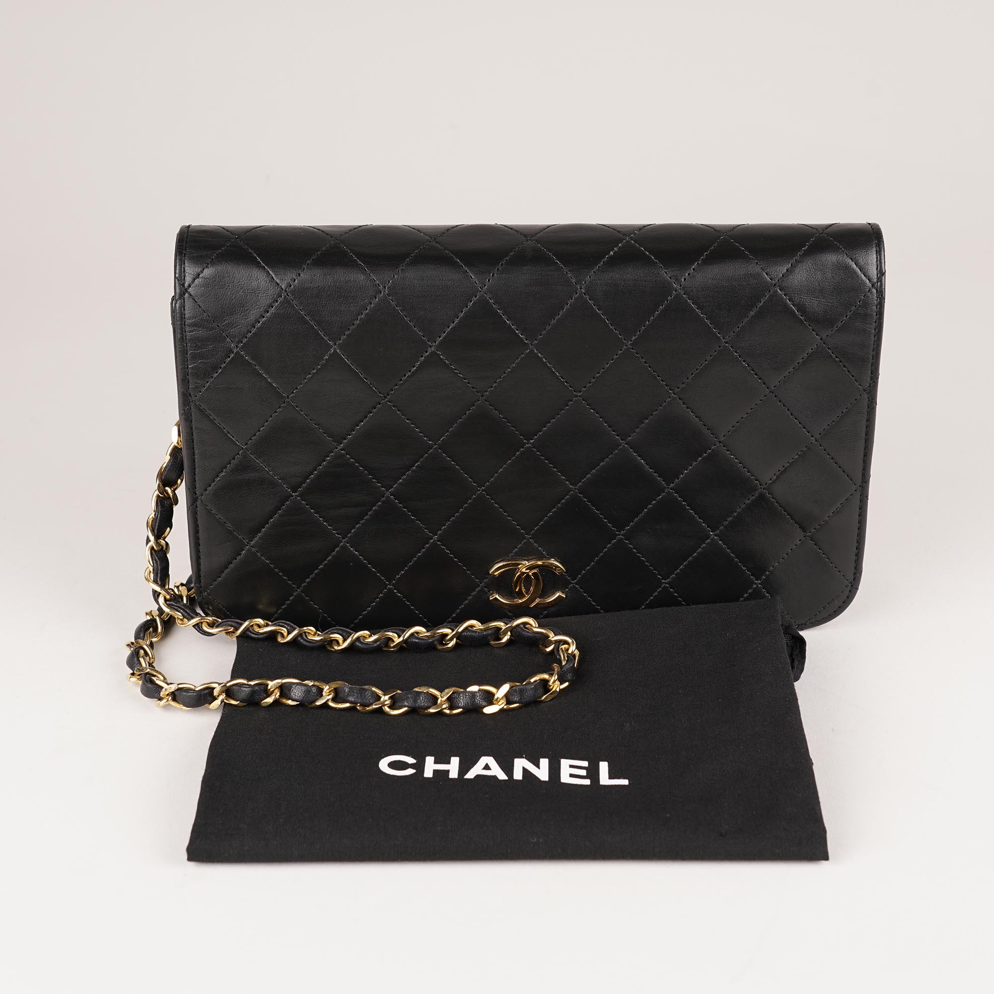 Chanel Vintage Full Flap Black Quilted Lambskin - CHANEL - Affordable Luxury image