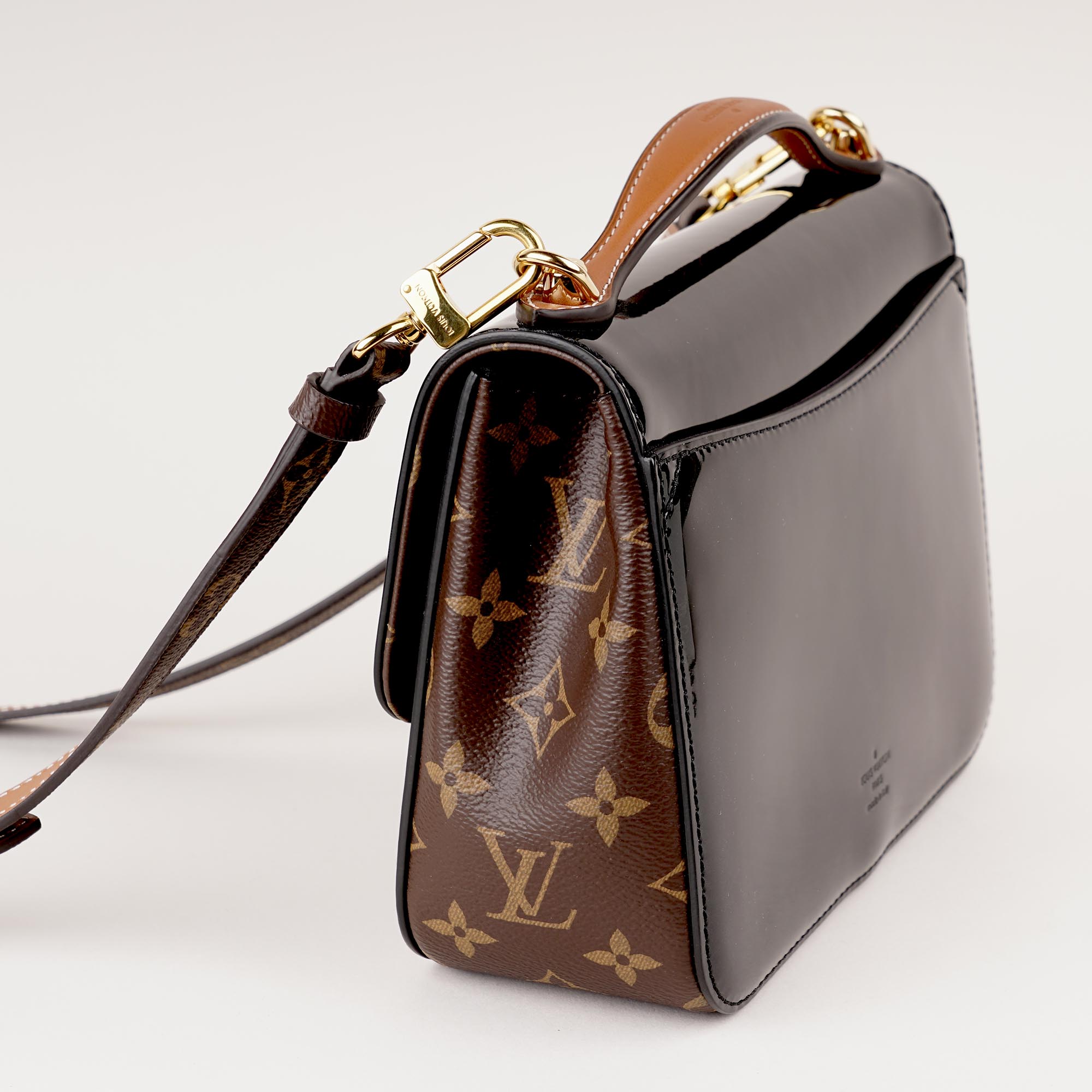 Cherrywood BB Handbag - LOUIS VUITTON - Affordable Luxury image