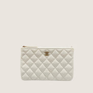Classic CC Pouch - CHANEL - Affordable Luxury thumbnail image