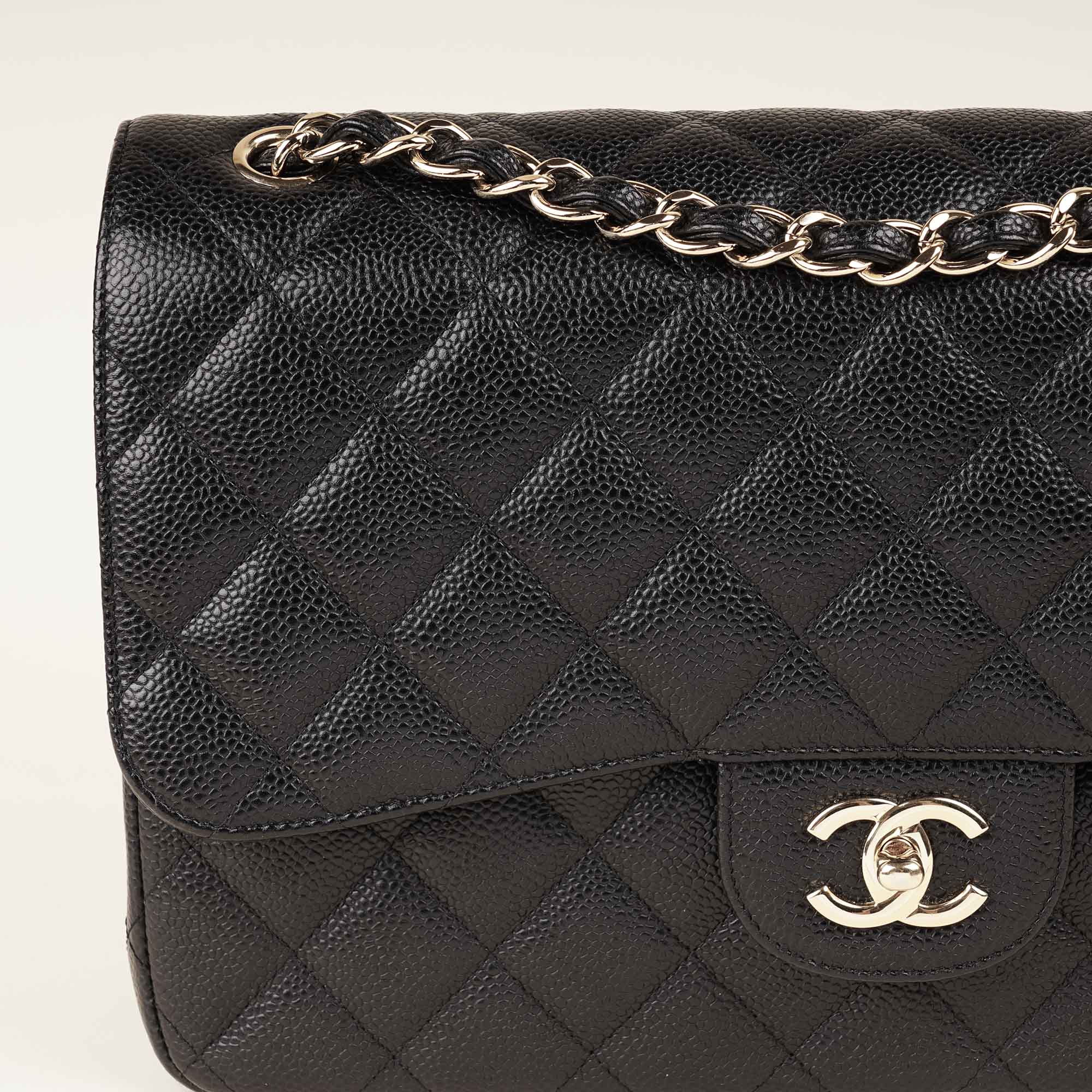 Classic Jumbo Double Flap - CHANEL - Affordable Luxury image