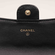Classic M-Medium Flap Wallet - CHANEL - Affordable Luxury thumbnail image