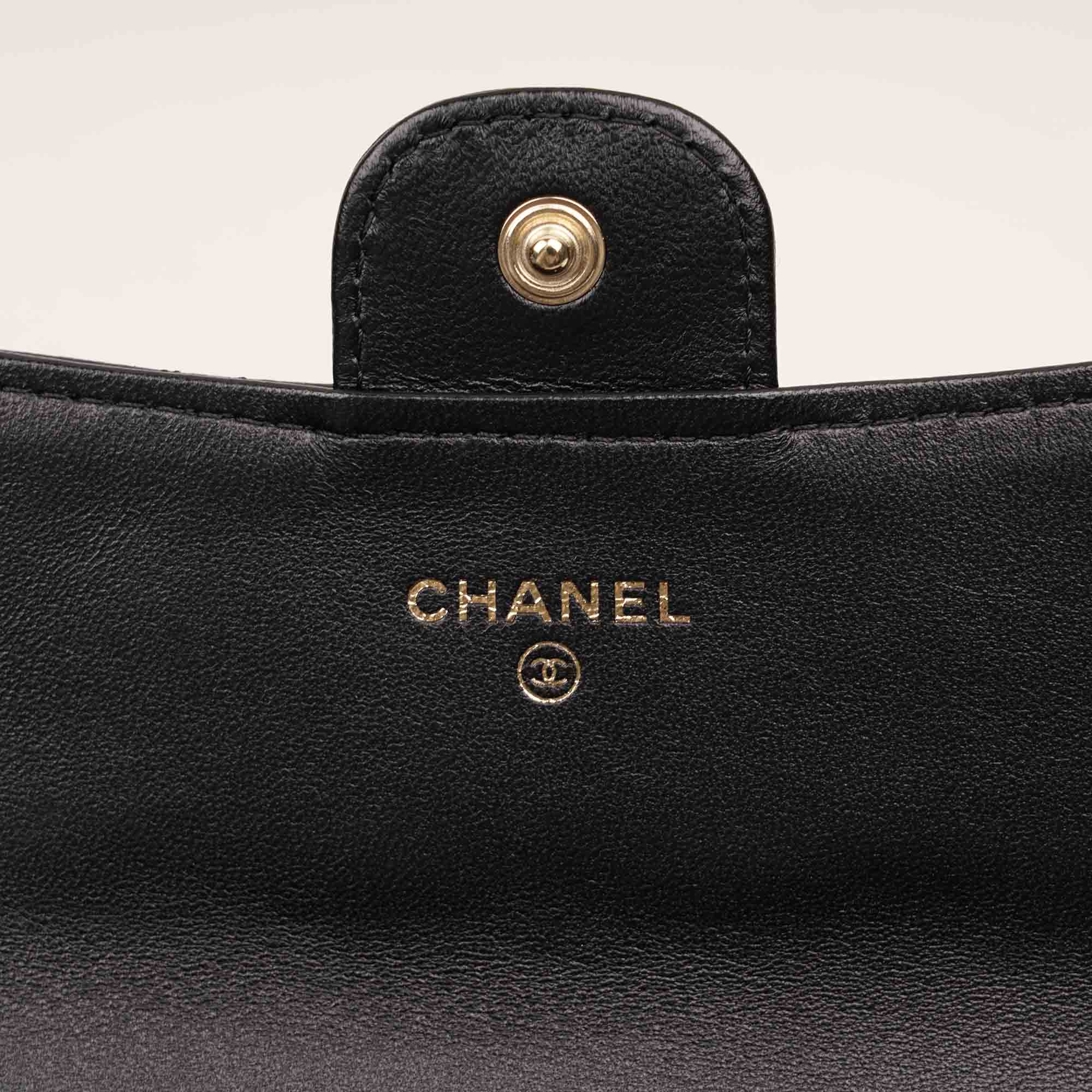 Classic M-Medium Flap Wallet - CHANEL - Affordable Luxury image