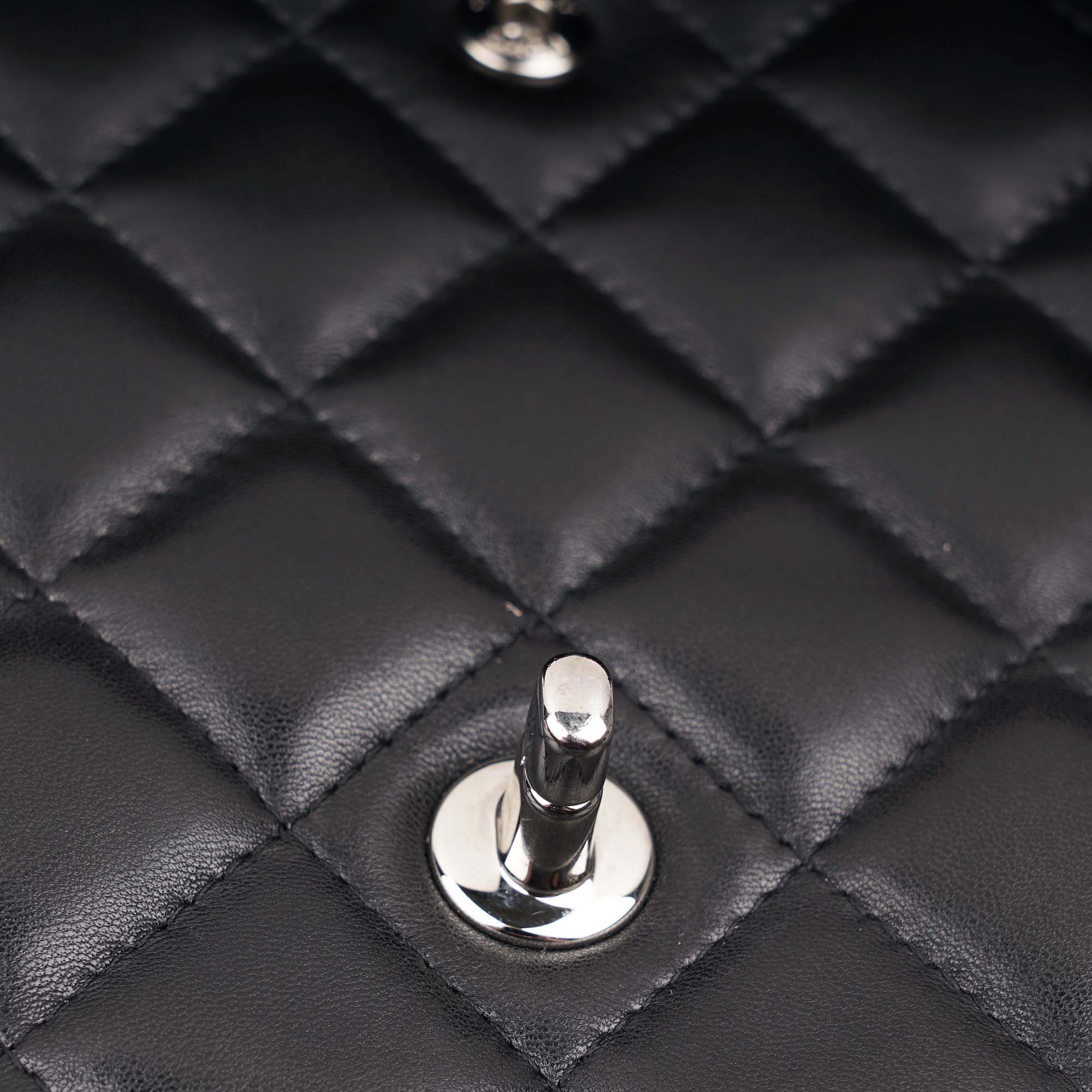 Classic Maxi Double Flap Bag - CHANEL - Affordable Luxury image