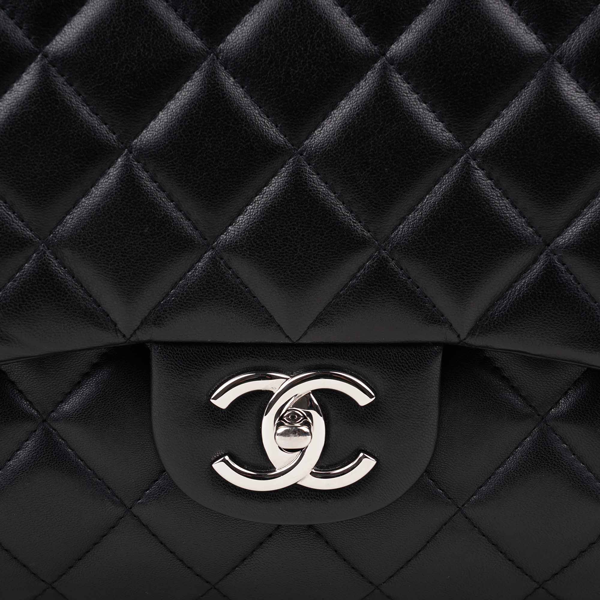 Classic Maxi Double Flap Bag - CHANEL - Affordable Luxury image
