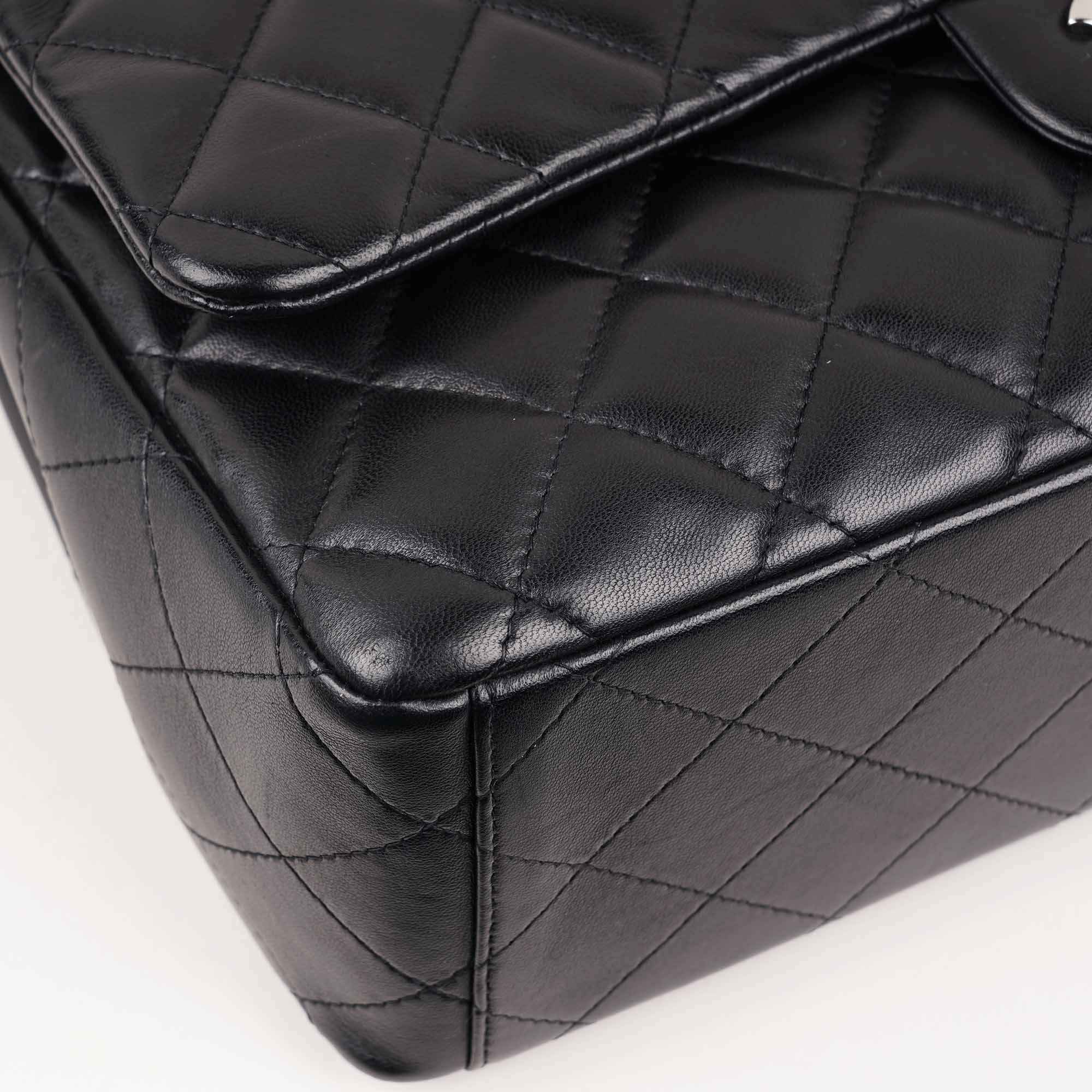 Classic Maxi Double Flap Bag - CHANEL - Affordable Luxury image
